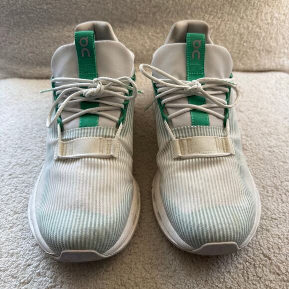 On Cloudnova Void Undyed White / Mint Running Sneakers main image 8